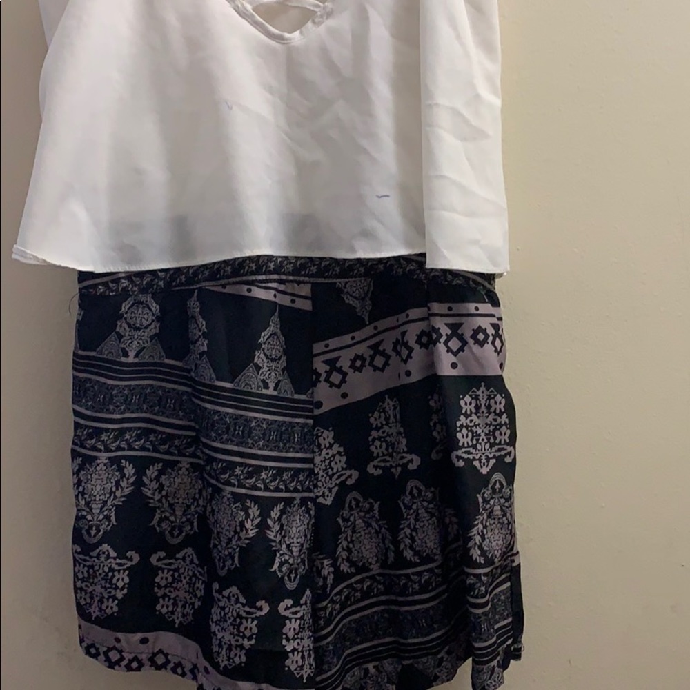 Romper - Picture 7 of 8